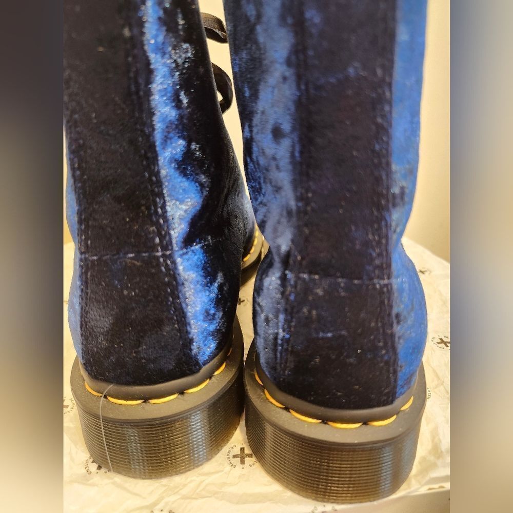 NEW Dr. Martens “Jadon” Cobalt Blue Crushed Velvet Platform Combat Boots Sz 6/37 - Picture 7 of 12